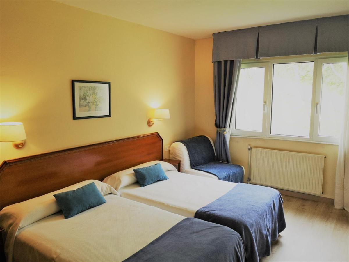 Hotel Y Casona El Carmen Perlora Eksteriør bilde