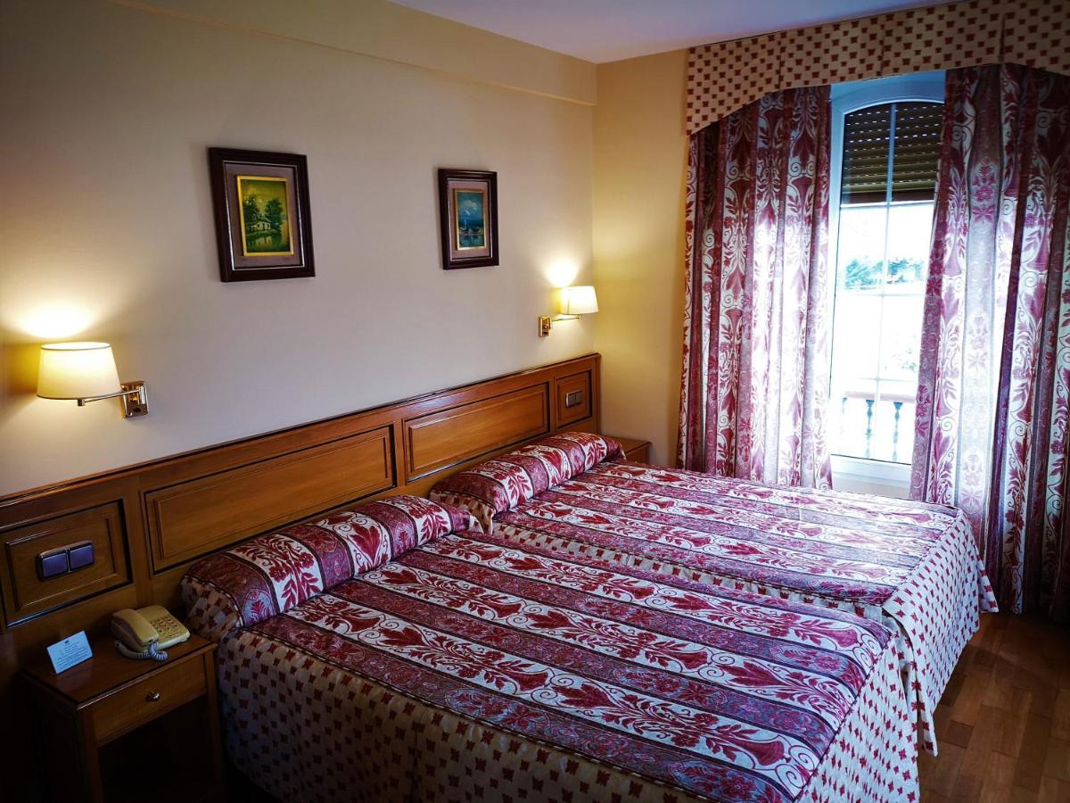 Hotel Y Casona El Carmen Perlora Eksteriør bilde