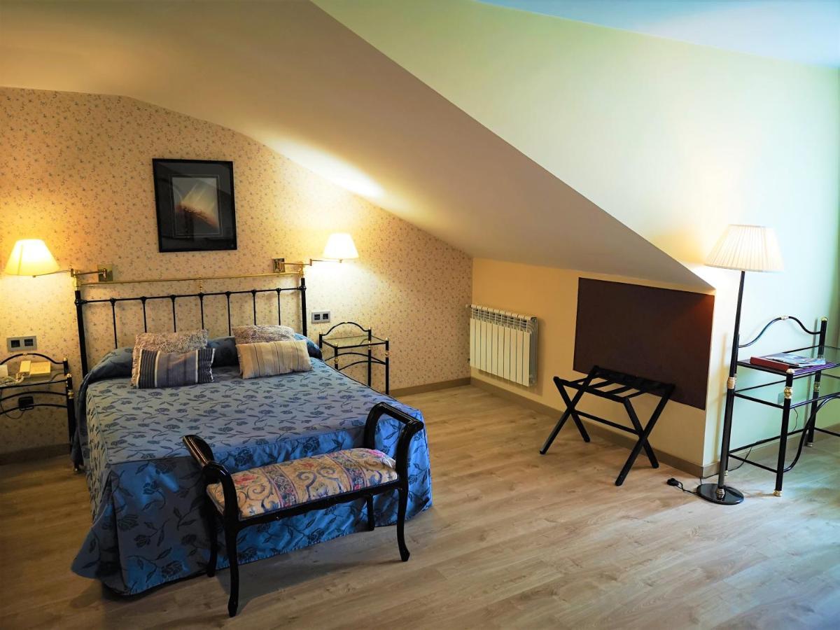 Hotel Y Casona El Carmen Perlora Eksteriør bilde