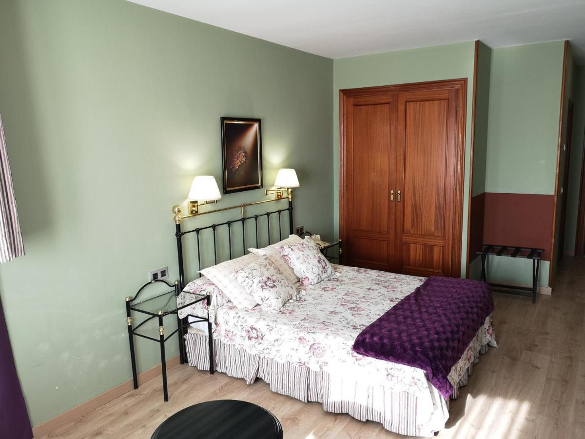 Hotel Y Casona El Carmen Perlora Eksteriør bilde