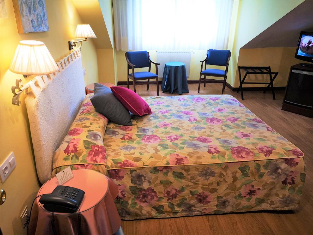 Hotel Y Casona El Carmen Perlora Eksteriør bilde