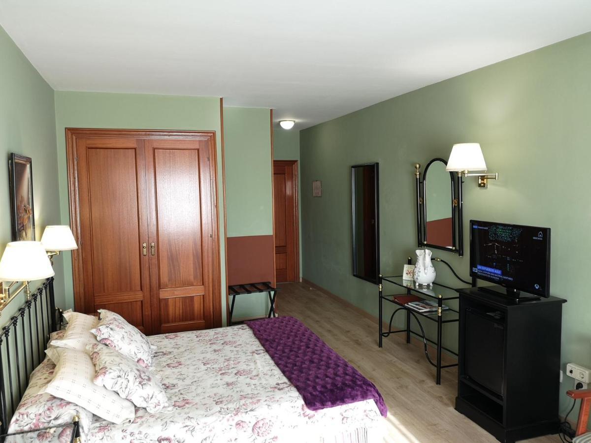 Hotel Y Casona El Carmen Perlora Eksteriør bilde