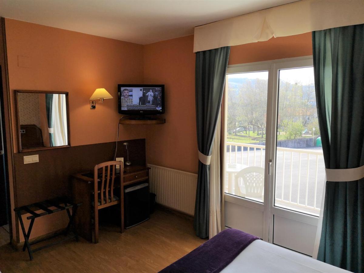 Hotel Y Casona El Carmen Perlora Eksteriør bilde
